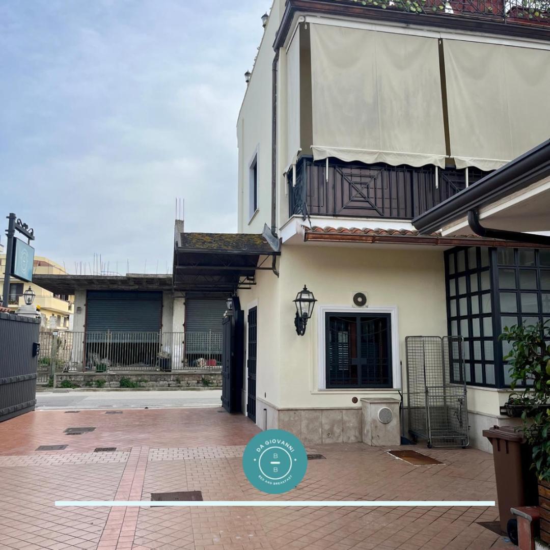 B&B Da Giovanni Casapulla Bagian luar foto